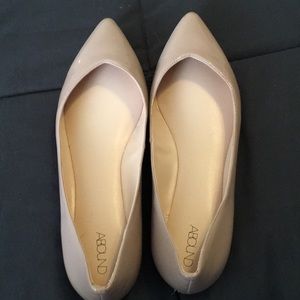 Ladies flats